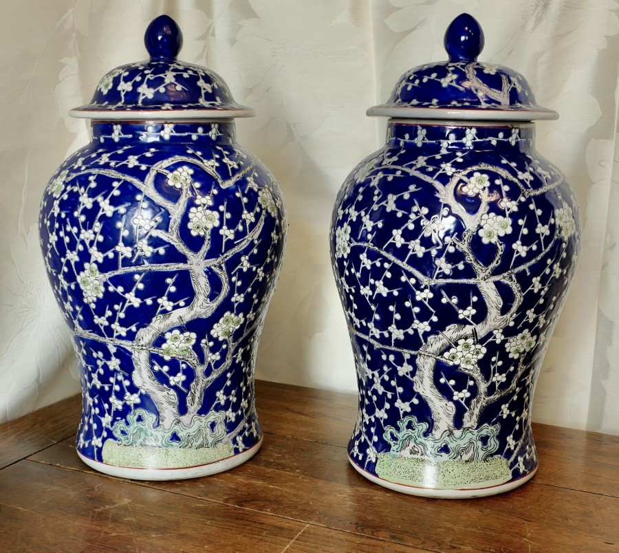 A Large Pair of Oriental Porcelain Ginger Jars A Lovely Vintage pair the Jars beautifull - Image 12