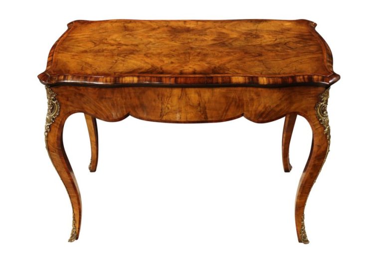Fine Mid-19th Century French Louis XV Style Burr Walnut Fold Over Card / Games Table, Circ