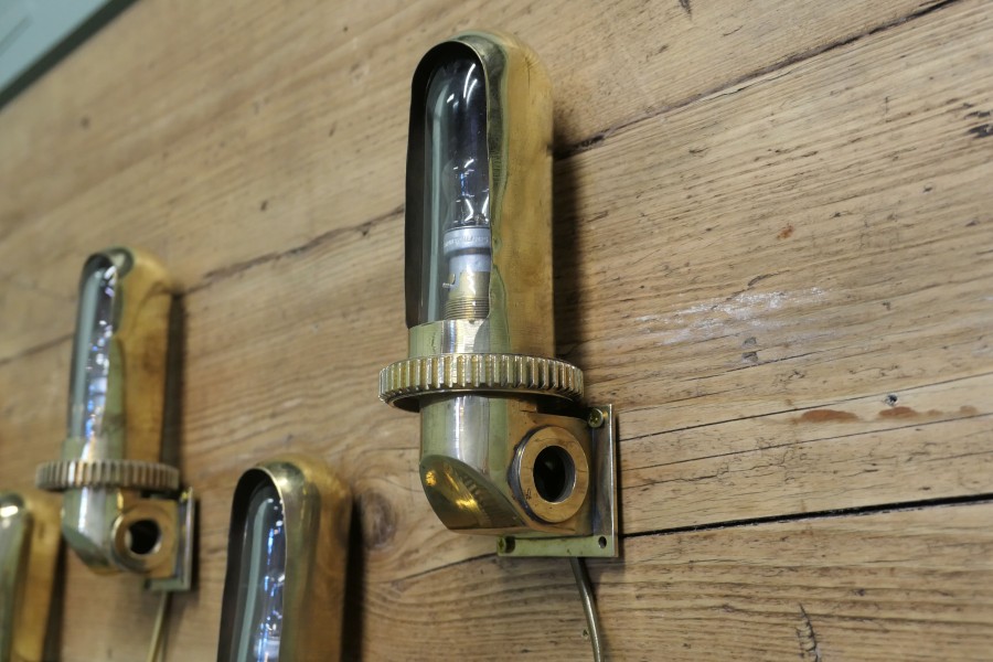 Set of 5 Vintage Nautical Brass Bulk Head Lights - Image 6