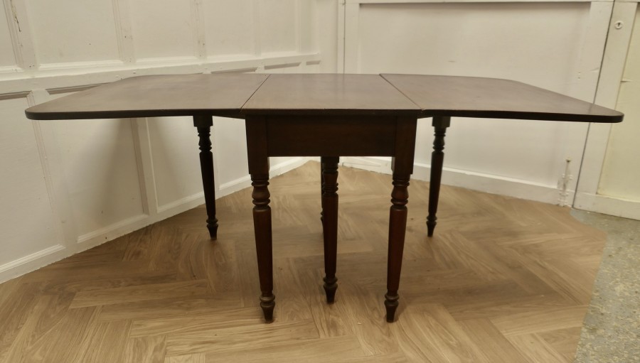 Victorian Mahogany Drop Leaf Cottage Diner - Image 12