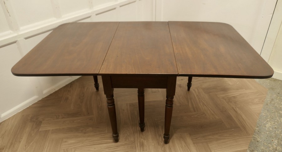 Victorian Mahogany Drop Leaf Cottage Diner - Image 13