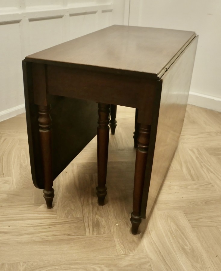Victorian Mahogany Drop Leaf Cottage Diner - Image 4