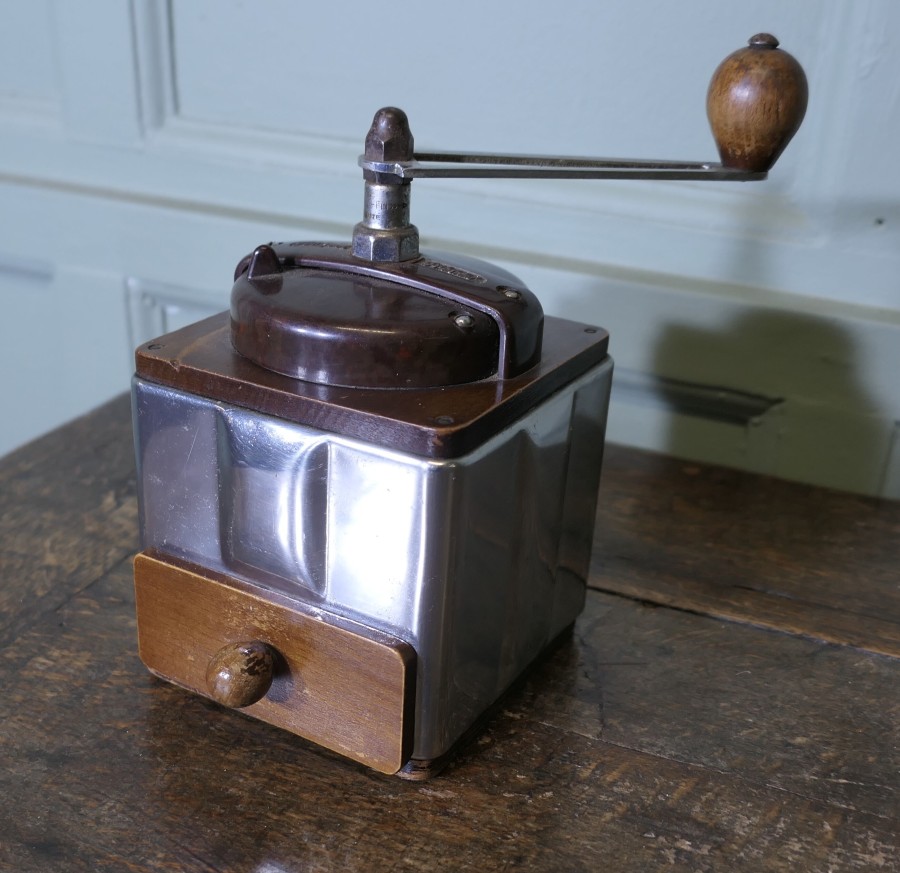Vintage Art deco Peugeot Freres Coffee Grinder - Image 3