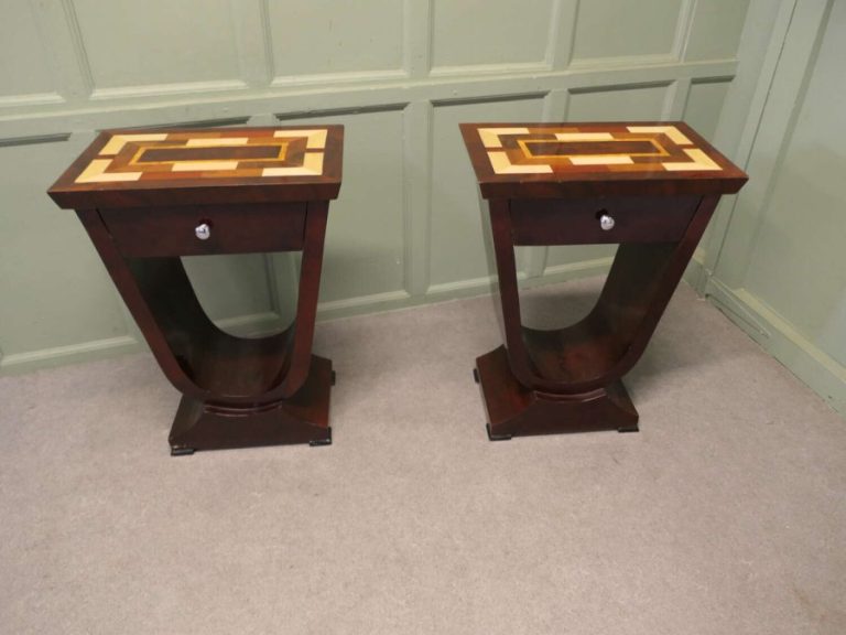 A Exceptional Pair of Art Deco Design Bedside or Lamp Tables