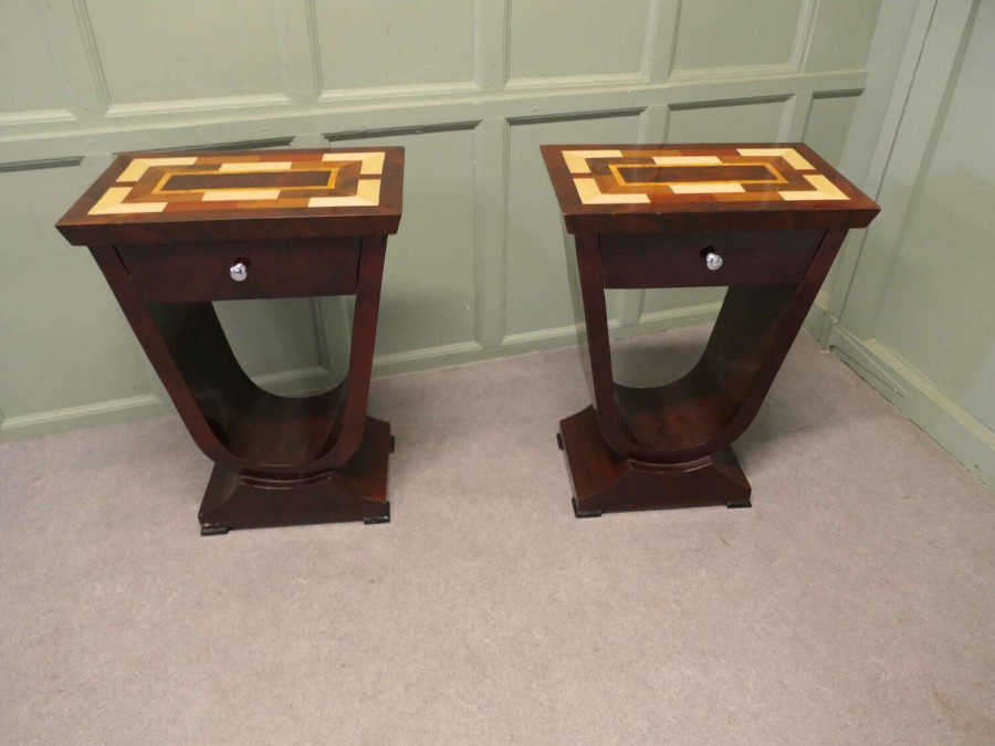 A Exceptional Pair of Art Deco Design Bedside or Lamp Tables