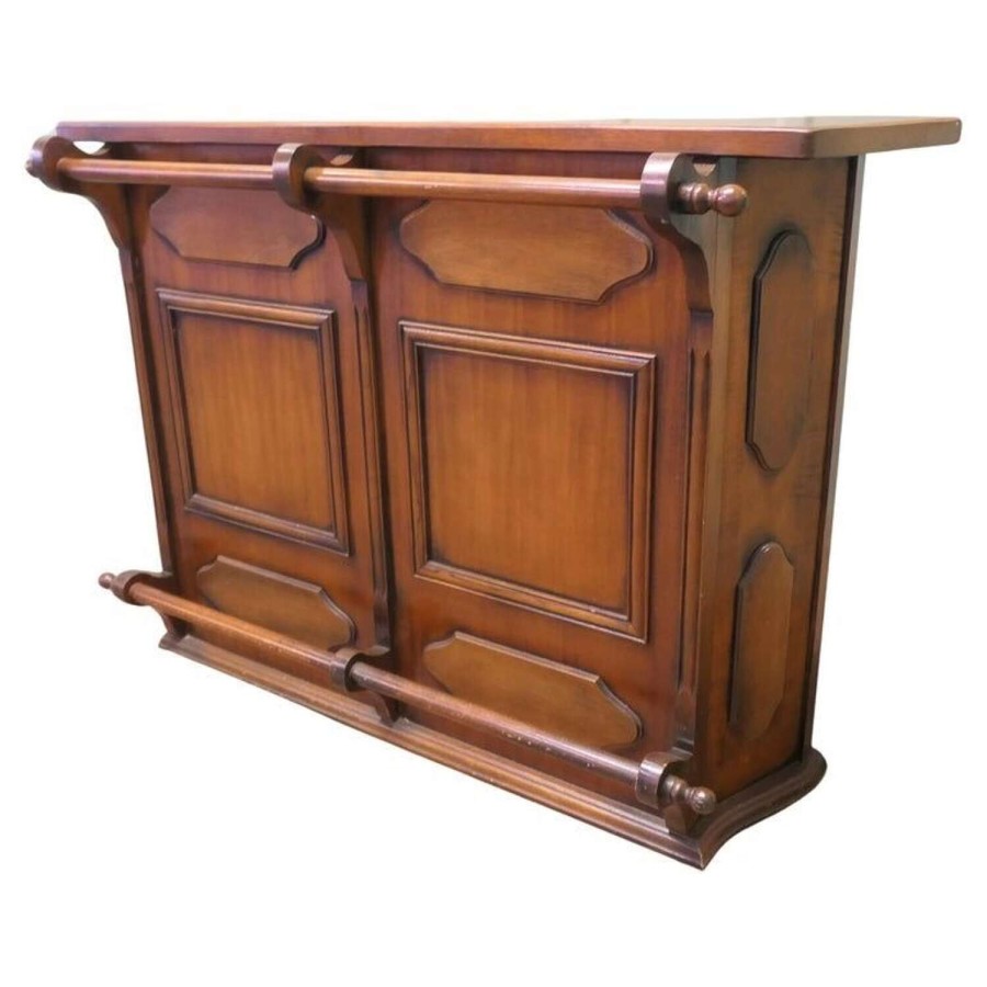 A Front of House Country Oak Bar/Greeter