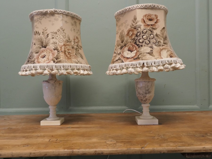 A Pair of White Marble Vase Lamps A Lovely Vintage pair - Image 5