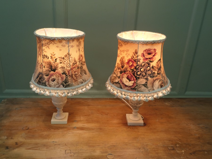 A Pair of White Marble Vase Lamps A Lovely Vintage pair - Image 7