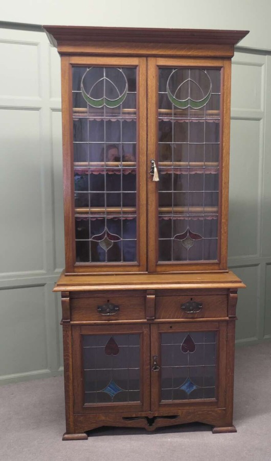 Arts and Crafts Golden Oak Bookcase