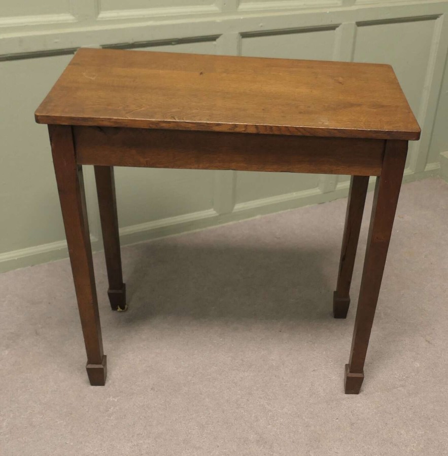 Arts and Crafts Oak Occasional Table or Side Table