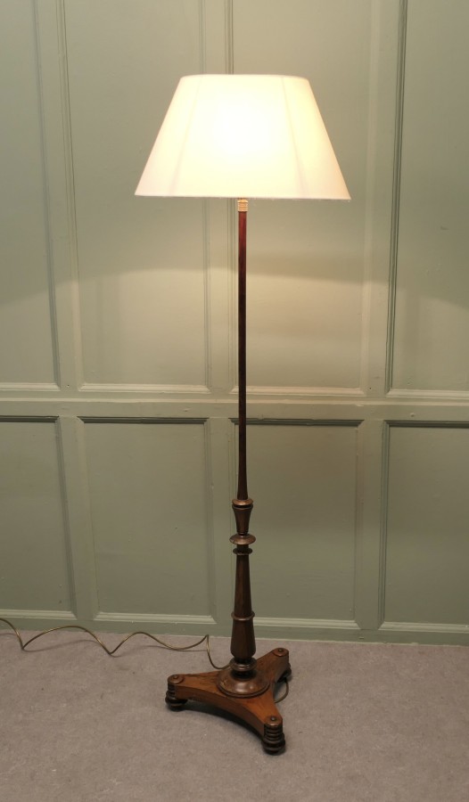 Dainty Cottage Style Floor Lamp - Image 2