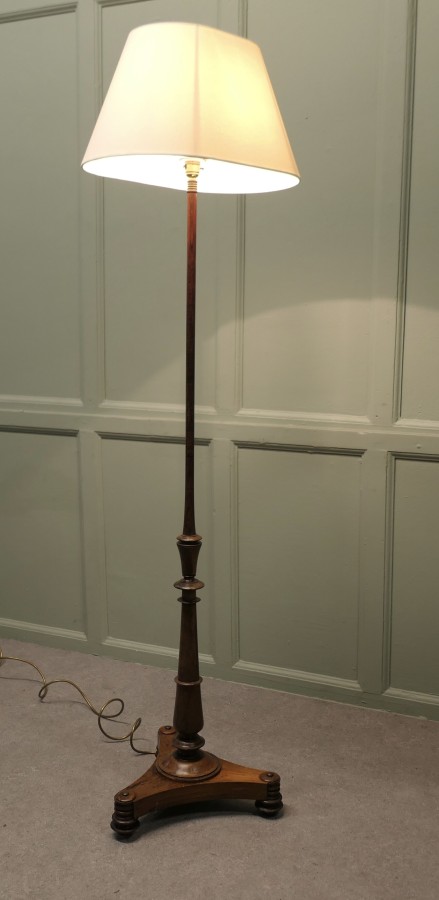Dainty Cottage Style Floor Lamp - Image 4