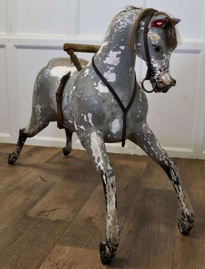 Early 19th Century Wooden Horse A handsome Dapple Grey