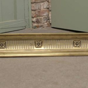 Fine Quality Victorian Pierced Brass Fender This is a Victorian Pierced Brass Fender