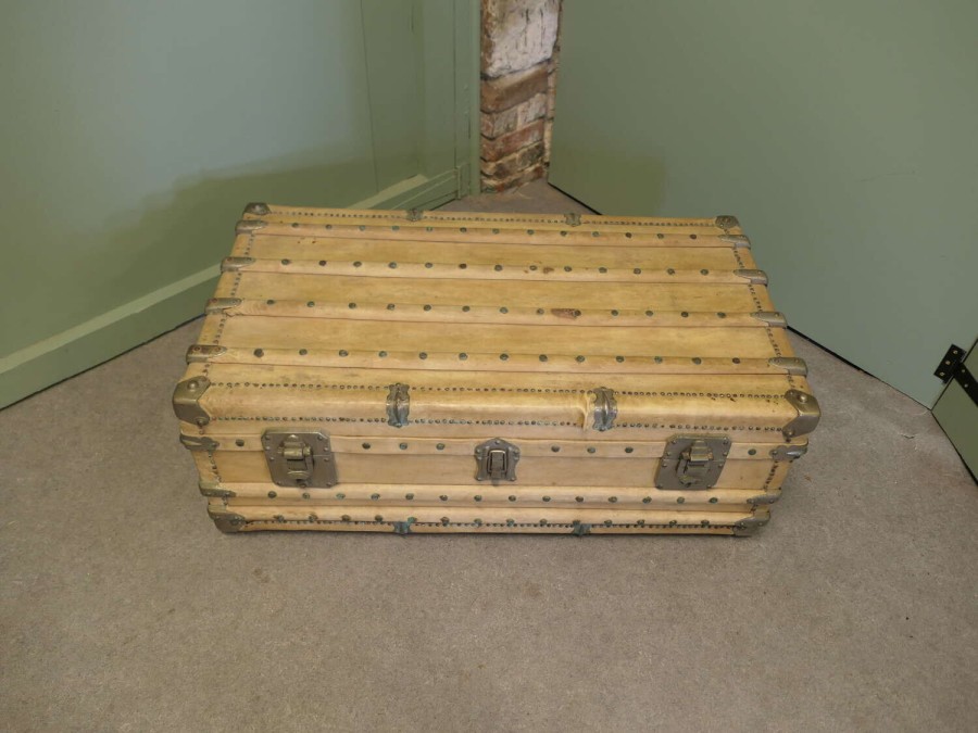 French Art Deco Velum Leather Valise, Cabin Trunk, Coffee Table This is a lovely old piec