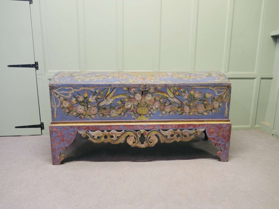 Italian Original Large Hand Painted Cassone or Marriage Chest This is a wonderful piece