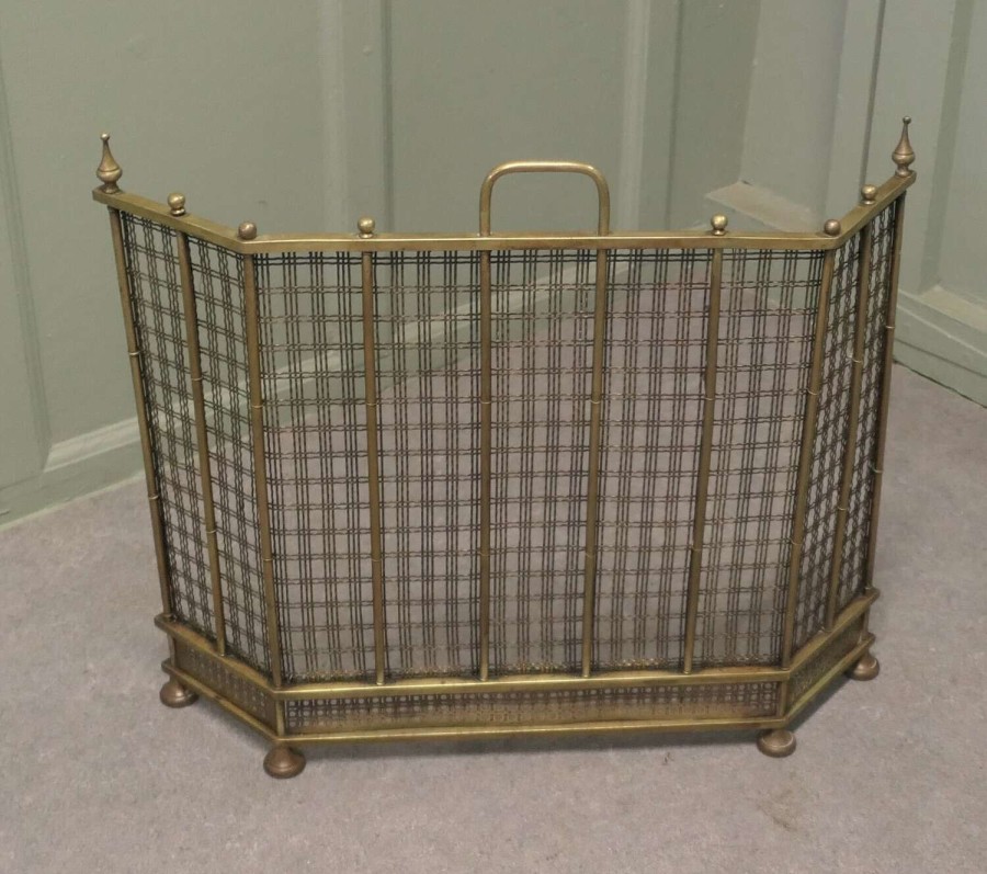 Superb Brass Fire Guard Screen This is a Fine Quality Screen