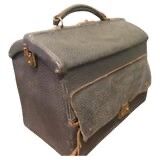 Traveling Dentist Gladstone Bag This Vintage Leather Dentist Traveling Case or Gladstone - Image 2