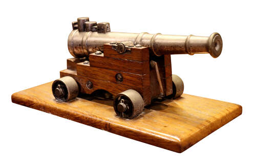 Vintage Brass Cannon Table Lighter on Wooden Gun Carriage, Mid 20th Century - Image 6