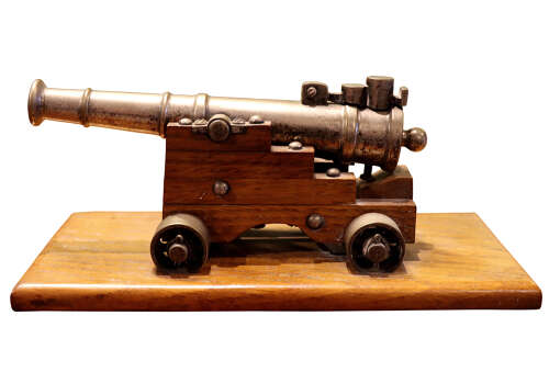 Vintage Brass Cannon Table Lighter on Wooden Gun Carriage, Mid 20th Century - Image 5