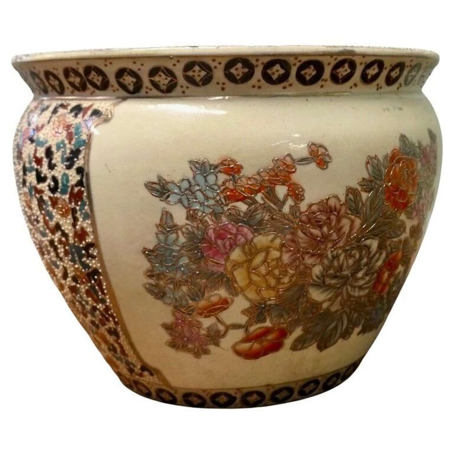 Vintage Satsuma Ceramic Decorated Fish Bowl