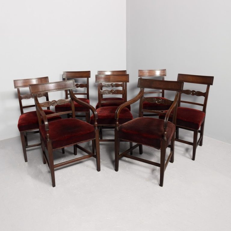 Set of 8 late George III Scottish Mahogany Chairs