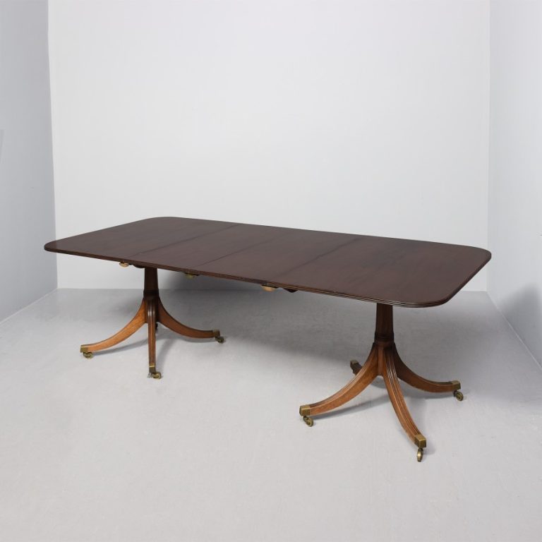 Regency Style Twin Pillar Dining Table plus 2 leaves