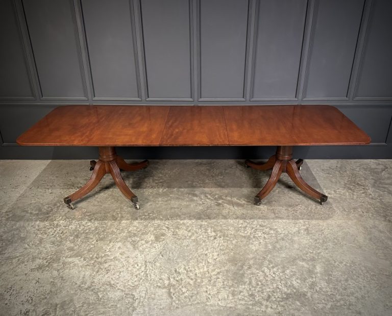 Mahogany Twin Pillar Extending Dining Table