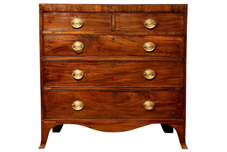 Regency Mahogany Chest of Drawers, Circa 1820