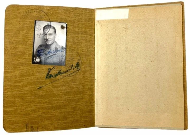 Waffen-SS Soldbuch – Martin Van Meensel, SS-Panzergrenadier-Ersatz-Bataillon 18 German ww2 Military & War Antiques 2 Waffen-SS Soldbuch – Martin Van Meensel, SS-Panzergrenadier-Ersatz-Bataillon 18 - Image 2