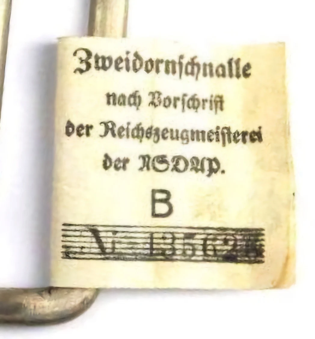 WW2 German “Mint Unissued” NSDAP Zweidornschnalle Belt Buckle with Original RZM Paper Tag German ww2 Military & War Antiques 5 WW2 German "Mint Unissued" NSDAP Zweidornschnalle Belt Buckle with Original RZM Paper Tag - Image 5