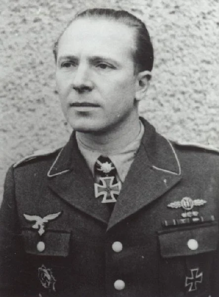 WW2 German Signed Portrait of Luftwaffe Generalmajor Franz Kieslich German ww2 Military & War Antiques 6 WW2 German Signed Portrait of Luftwaffe Generalmajor Franz Kieslich - Image 6