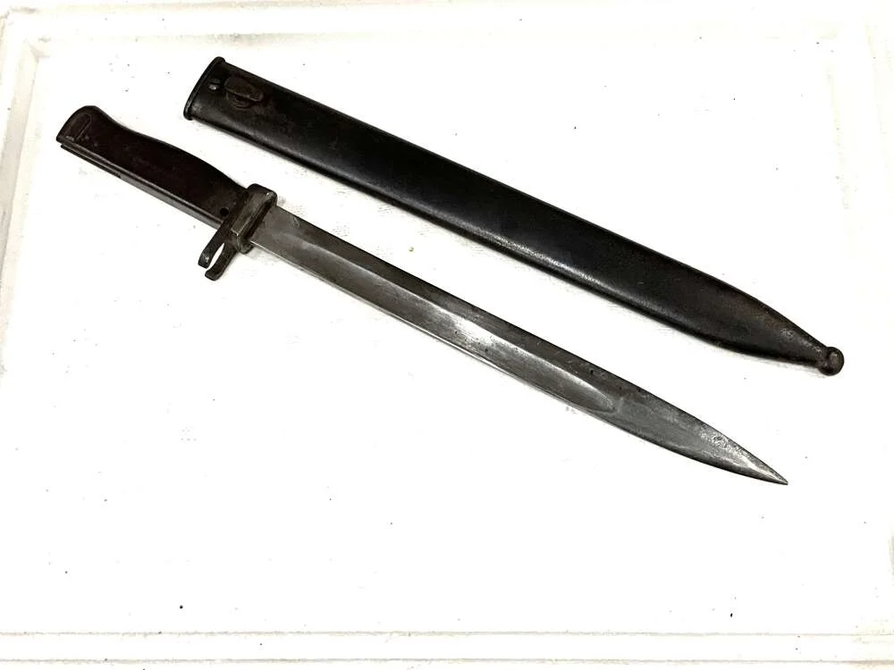 GERMAN ARMY LATE GREAT WAR BAYONET Military & War Antiques 3 GERMAN ARMY LATE GREAT WAR BAYONET - Image 3
