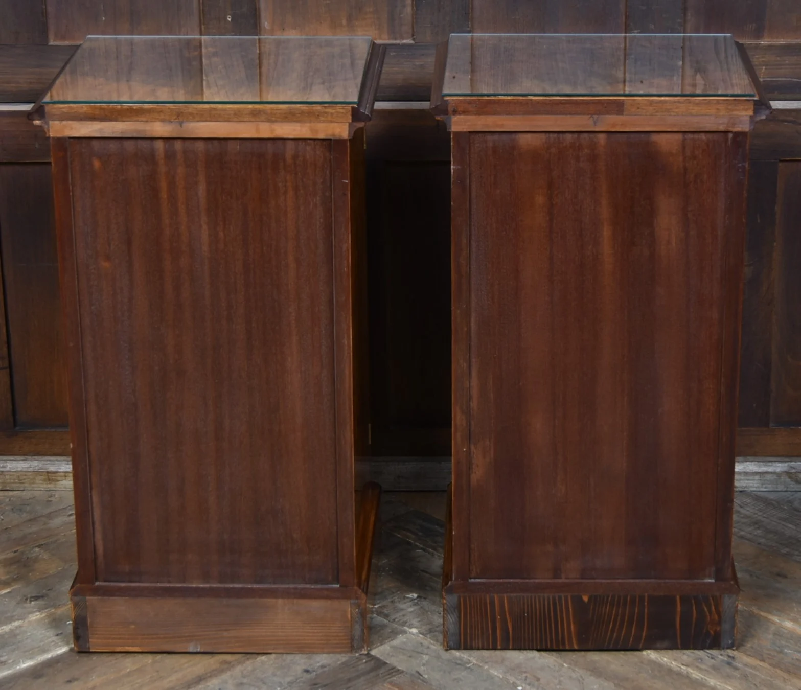 Pair of Edwardian Walnut Bedside Pot Cupboards SAI4324 Antique Cabinets 8 Pair of Edwardian Walnut Bedside Pot Cupboards SAI4324 - Image 8