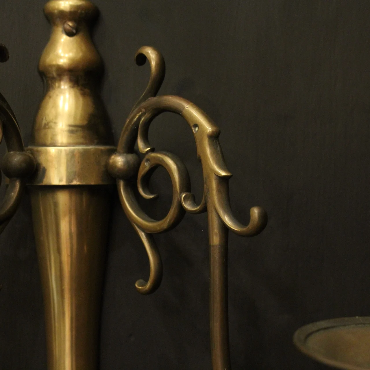 English Set Of 4 Brass Antique Wall Lights Antique Lighting 9 English Set Of 4 Brass Antique Wall Lights - Image 9