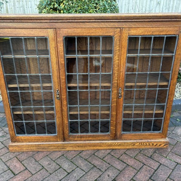 Arts &#038; Crafts Glazed Oak Bookcase