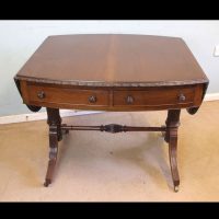 Quality Mahogany Sofa Table / Centre Table