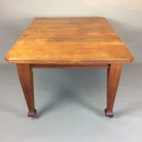 Arts &#038; Crafts Oak Extending Table