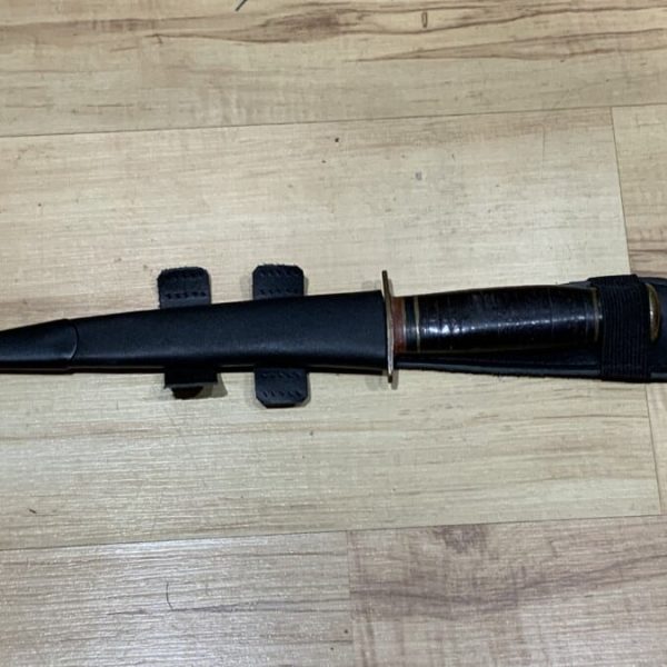 Commando fighting knife and scabbard