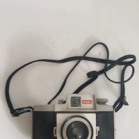 Vintage Kodak Brownie Cresta 3 camera