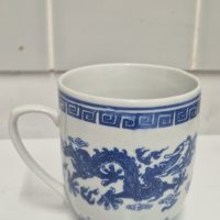 Porcelain mug with blue and white dragon decoration, Chinese export style