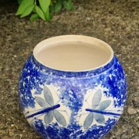 Ceramic blue and white spongeware planter or jardiniere with floral motif