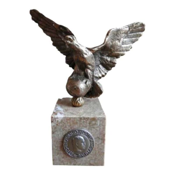 WW2 Italian Bronze Eagle Statue With Mussolini&#8217;s Silver Medal