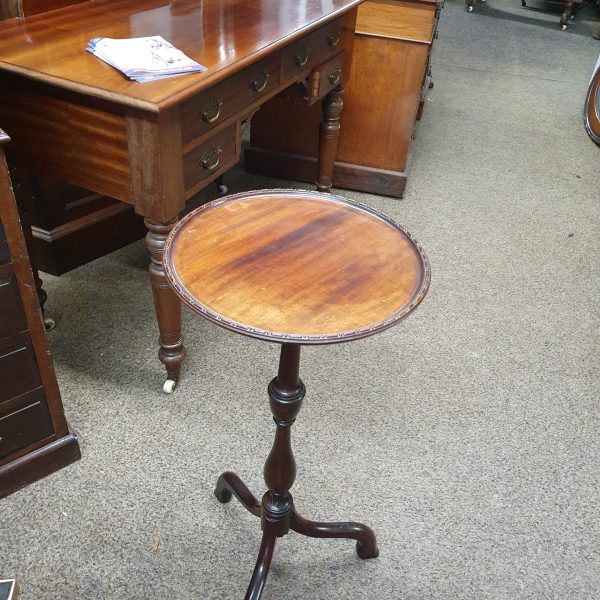 Good Antique Georgian Wine Table