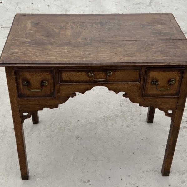 Lowboy oak with mahogany feather bounding