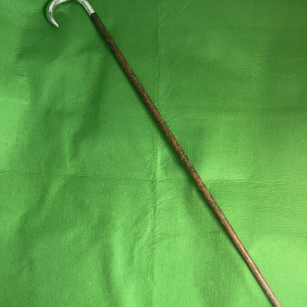 Crook Silver handled walking stick / cane, 1921