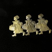 Dutch inspired Brooch