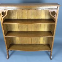 Arts &#038; Crafts Serpentine Open Bookcase
