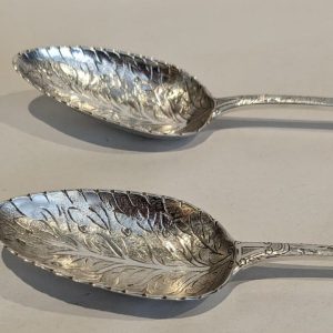 Bright cot pair spoons.3