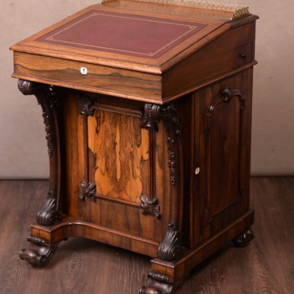 Victorian Rosewood Davenport